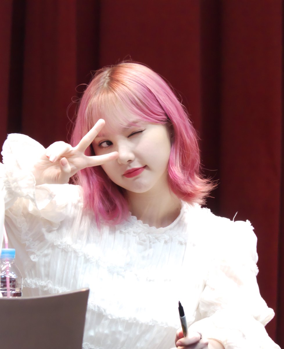 greencarticket's tweet photo. 200208 GFRIEND FAN SIGN EVENT IN SEOUL KOBACO HALL

#GFRIEND #GFRIENDatCrossroads
#여자친구 #여자친구_교차로
#EUNHA #은하 #ウナ https://t.co/TGyquFZ5Jw