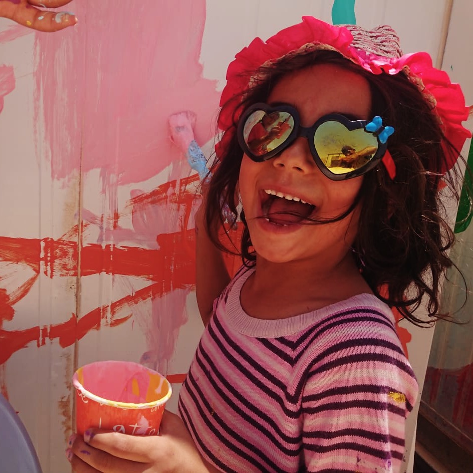 ArtolutionOrg's tweet photo. Thanks to the generous love and support of our donors, our mission to activate positive social change through creative and collaborative art-making, is possible in communities like Uganda, Bangladesh, Colombia, Jordan, and the USA. #jointheartolution https://t.co/kgH6lgoBTo