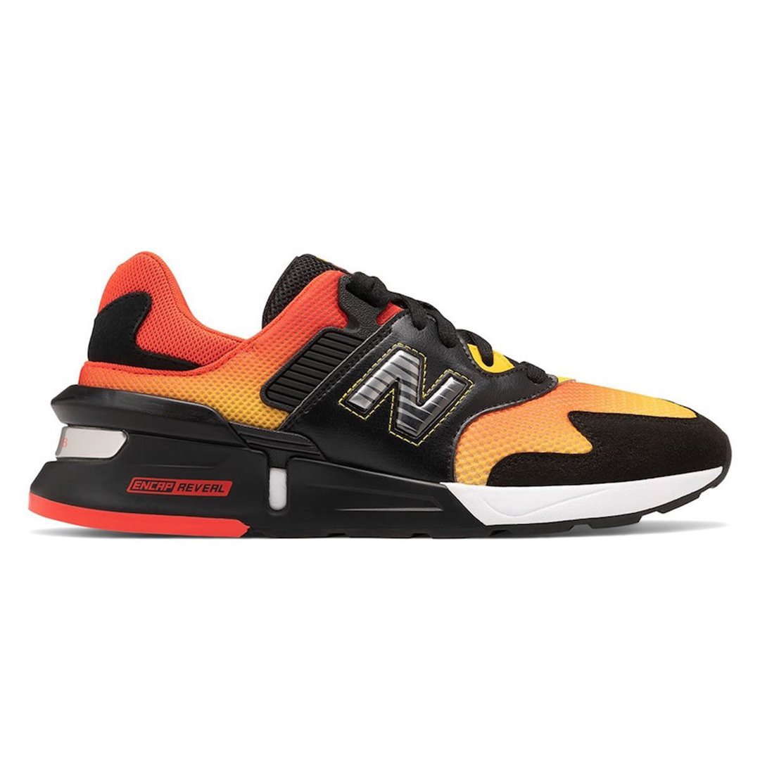 nicekicks's tweet image. Need every pair from the Kawhi Leonard x New Balance “Sunset Pack” on March 5th.