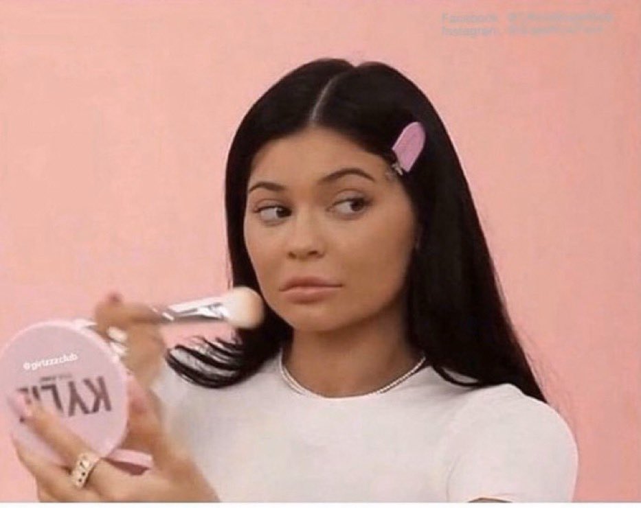GoodGuyNelson's tweet photo. ion like dat play tusa again cuss this a little ghett- #QueenRadio https://t.co/8OhaaMHrPE