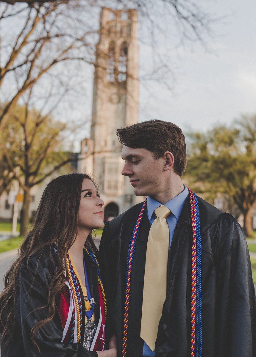 Litwinning3's tweet photo. @UToledo #RocketRomance 💙💛 https://t.co/HN8B7ekNqN