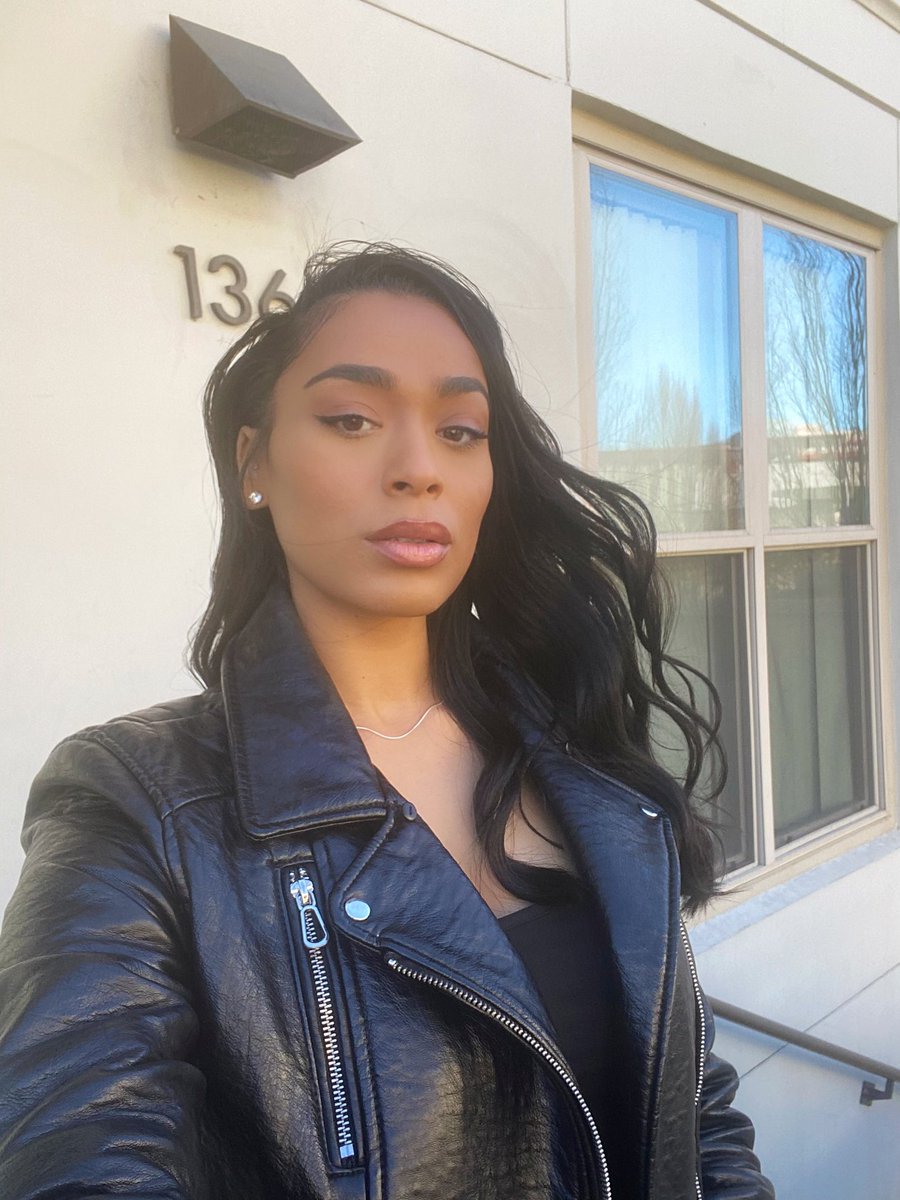 Regina Oliver tweet media