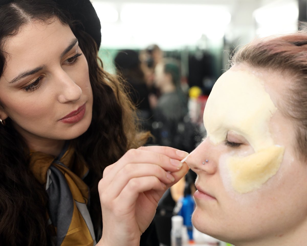 mudschools's tweet image. Chart your course. 📝 Our Career Services staff can advise you on the steps you’ll need to take in order to build a career in your chosen field. Make an appointment now: mud.edu/student-life/c…