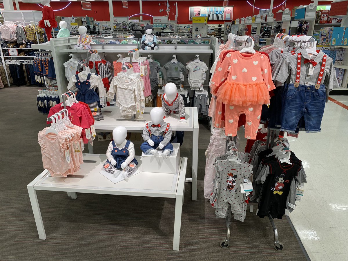 amberlk09's tweet photo. How cute are these Valentine’s Day outfits?!♥️ T1363 @salamlazkani @boilerBRIN @tracyacurry1 @ali_llarenas https://t.co/Kh43GDCTp4