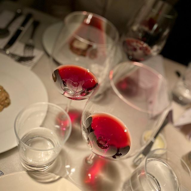 rolysanchez's tweet photo. Vino
#wine #foodiexology https://t.co/YSiPoD5WTw https://t.co/FARmd2yG71