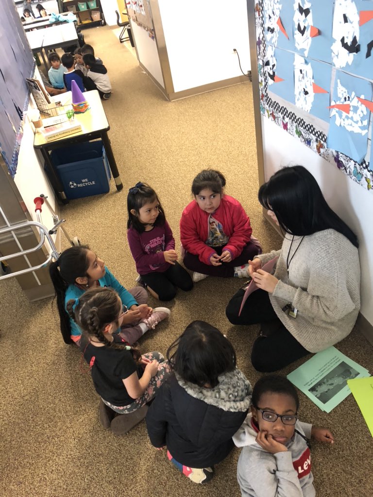 MsSmithsKinders's tweet photo. Playing the question answer game during ELD to practice asking and answering questions about unknown words. https://t.co/spgIUYX8at
