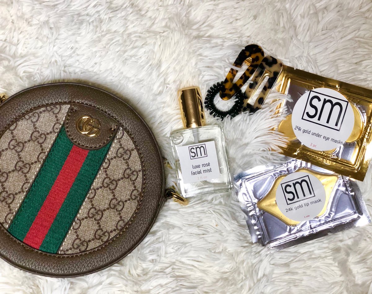 saintemuse's tweet photo. Daily essentials✨

The Luxe Rosé Facial Mist and 24k Mask Duo is perfect for those days when you need a pick me up! 

#SMBabe #siantemuse #whosyourmuse https://t.co/fWubCswCvH
