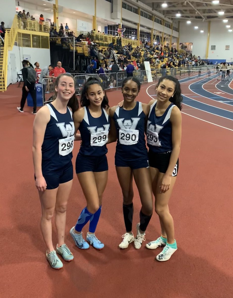 werunWL's tweet photo. Congratulations to our girls hurdle squad!!  1st Rebecca, 2nd Giulia, 3rd Yasmeen and 6th Kristen!! 🎉🥇🥈🥉🏅 #regionals @GeneralsPride @WLHSAthletics https://t.co/EZPuW2XOPB