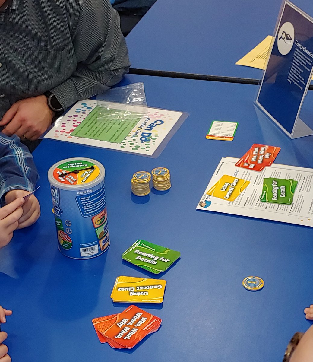 RomeoRdsProject's tweet photo. What do pickles, fly swatters and tokens have in common? A fun literacy game night at Indian Hills! @ @romeoschools #readingrocks https://t.co/NFhD0izK1M