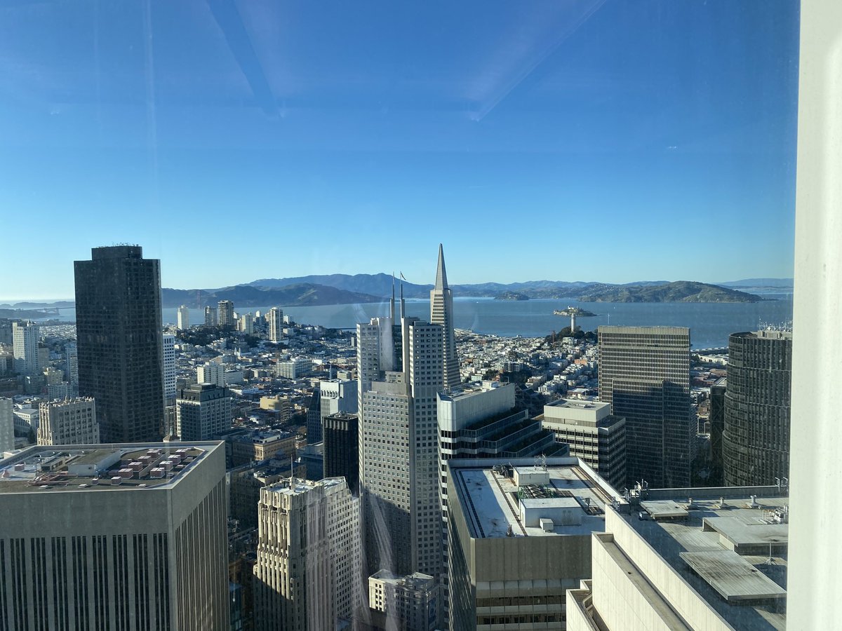 christineloredo's tweet photo. About to kick off #fintechweeksf with an insane view! Thanks @cbre for the awesome space! ⁦@Yodlee⁩ #fintech https://t.co/PumdIcWzjA