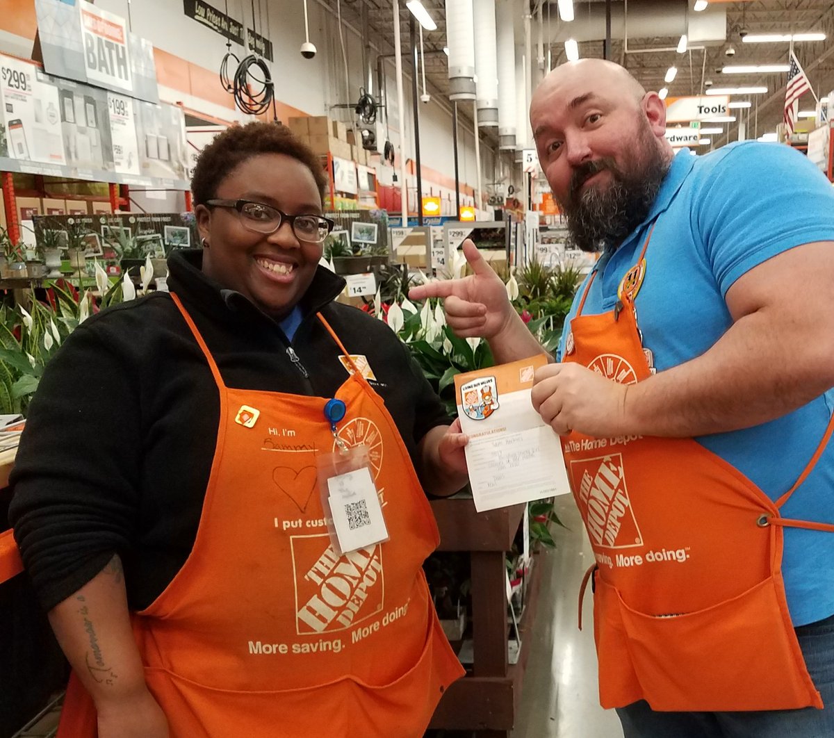Way to go, Sam! Cashier of the month! 😃
@GardnerD187 <a href="/kelly_broyles/">Kelly Broyles</a> @spohn3857 <a href="/athornton0412/">Anthony Thornton</a> <a href="/HD3857/">Anastasia froehle</a>