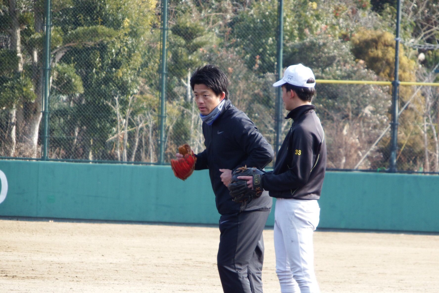 大阪産業大学 野球部スーツ