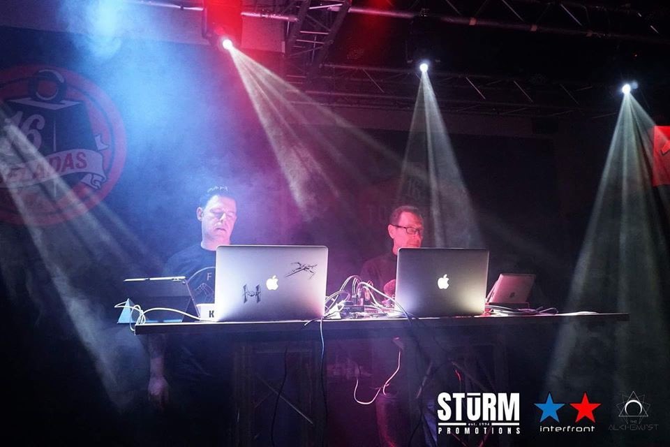 albertcodedj's tweet photo. Gran noche con #interfront en #valencia . Sold out y ambientazo. https://t.co/5xWcmiNECP