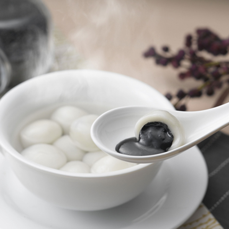 This past weekend, we celebrated the Yuanxiao Festival, marking the official end of Lunar New Year festivities. To celebrate, people typically eat Yuanxiao, a glutinous rice dumpling. They also guess lantern riddles and enjoy dragon dances.