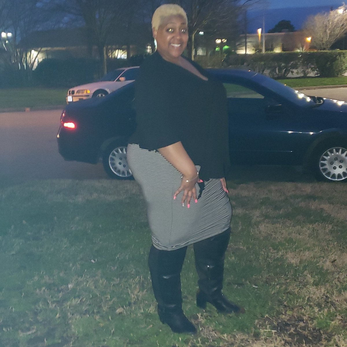 Monie Mone tweet media