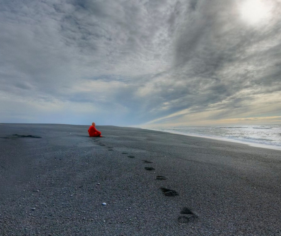 Inspired by <a href="/MatthieuRicard/">Matthieu Ricard</a>’s vision, we believe altruistic action and supportive projects done in partnership with villagers can help counterbalance the impact of climate change on people’s lives.
#India #Nepal #Himalayas #Altruism