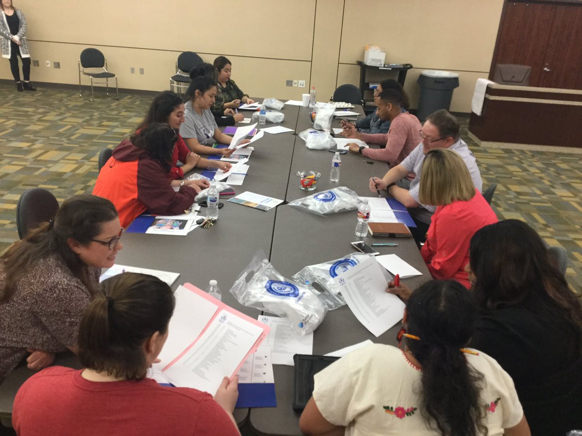 AguirreJrHigh's tweet photo. District Key Communicators collaborating to ensure our community is knowledgeable about all things happening in and around the district! Great afternoon with awesome people!#staytuned #becisd #inourhands @ChannelviewISD https://t.co/HO45hsfv9S