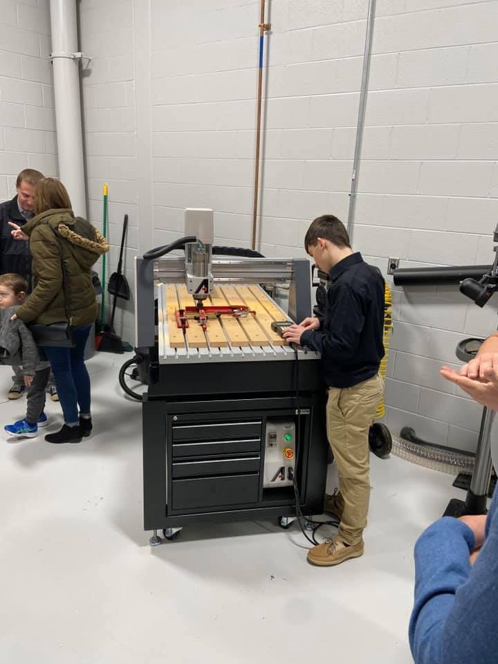 ChamberofC's tweet photo. Congrats to the Lakewood Local School District on the grand opening of the Lancer Lab Innovation Center! This space is now an innovative, collaborative space providing great opportunities to the students of the district such as engineering, manufacturing &amp; robotics classes. https://t.co/x7zHgJ4jQ4