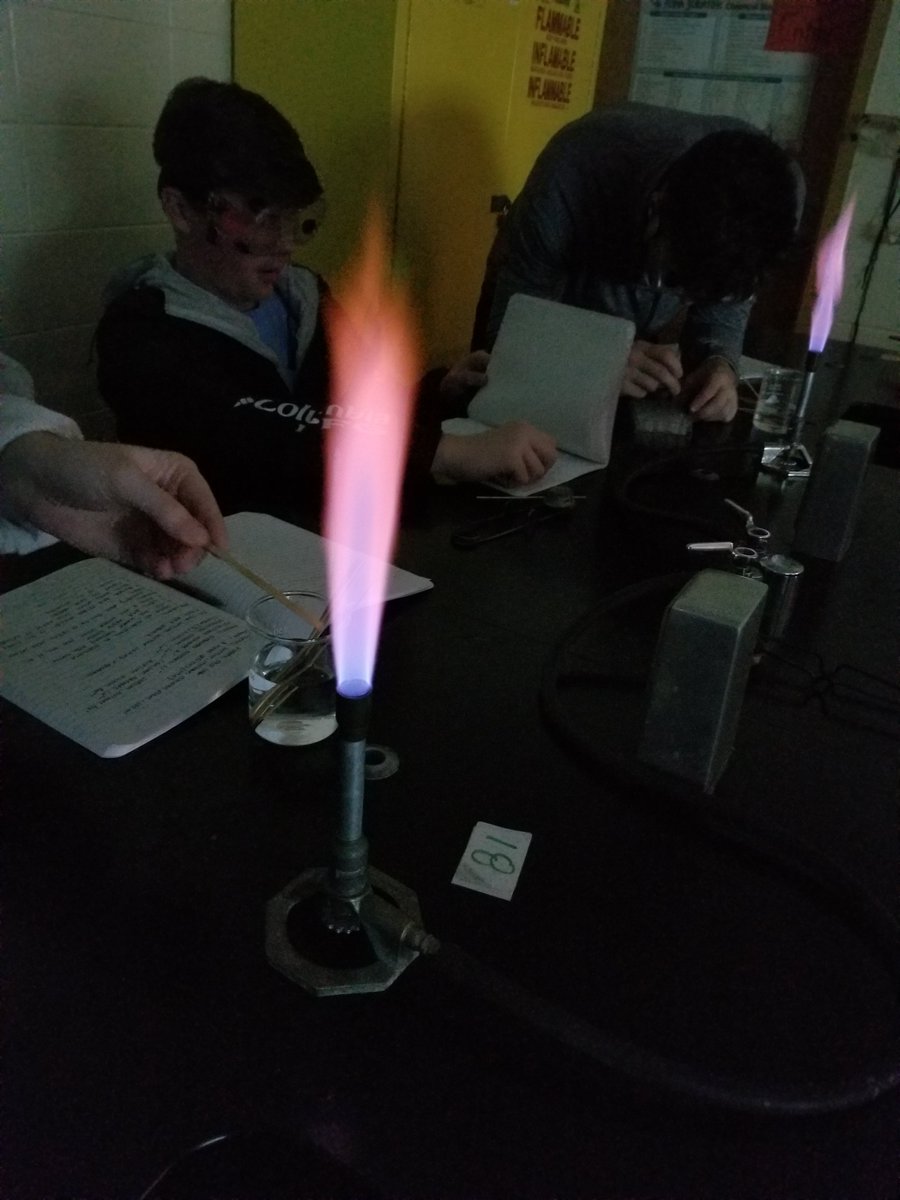 high_hhs's tweet image. The colors of Chemistry