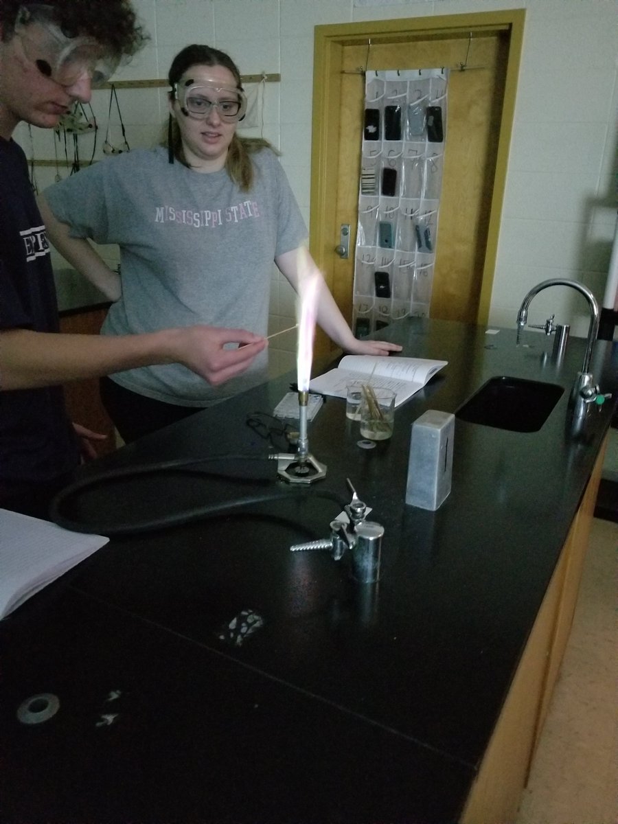 high_hhs's tweet image. The colors of Chemistry