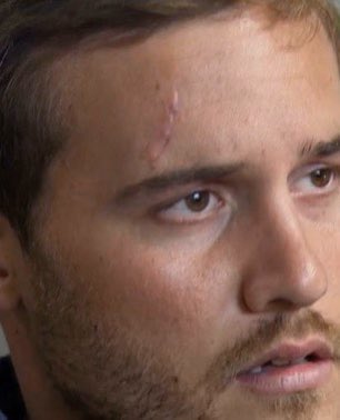 samanthalee816's tweet image. Yer a pilot, Peter #TheBachelor