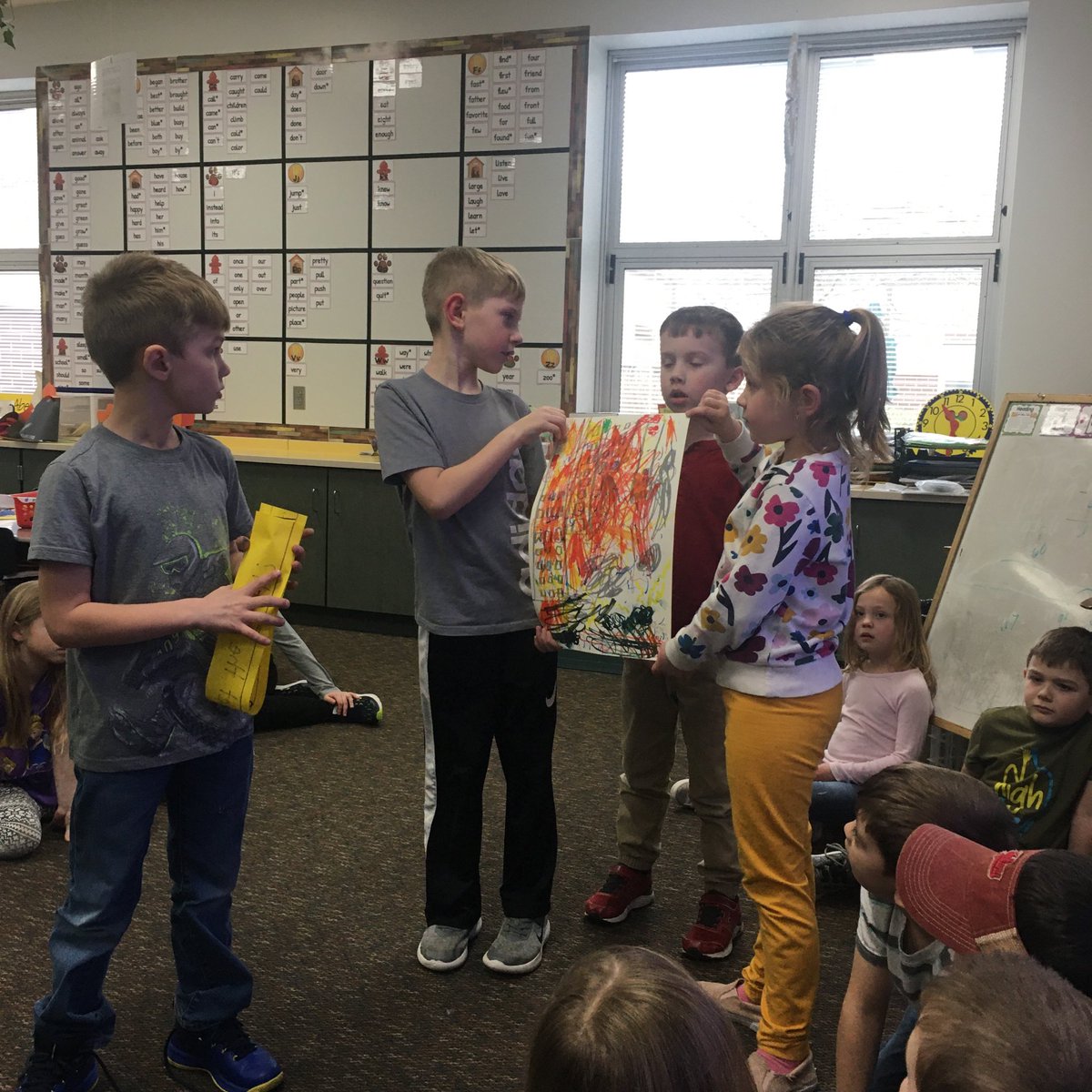 babel0327's tweet photo. We spent some time researching questions we have about wildfires. We now know heat, fuel, and oxygen are needed to start a fire. Fire in a forest canopy spreads the fastest! ⁦@EdgewoodPrimary⁩ ⁦@HenryTeach⁩ https://t.co/245zgLo4du