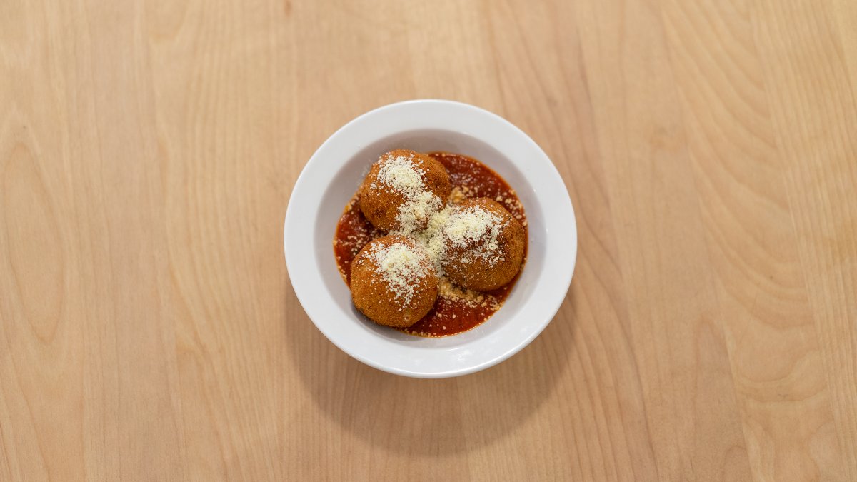 Parma Café’s Third Location at Marché Jean-Talon Continues to Soar bit.ly/2UFLIsl