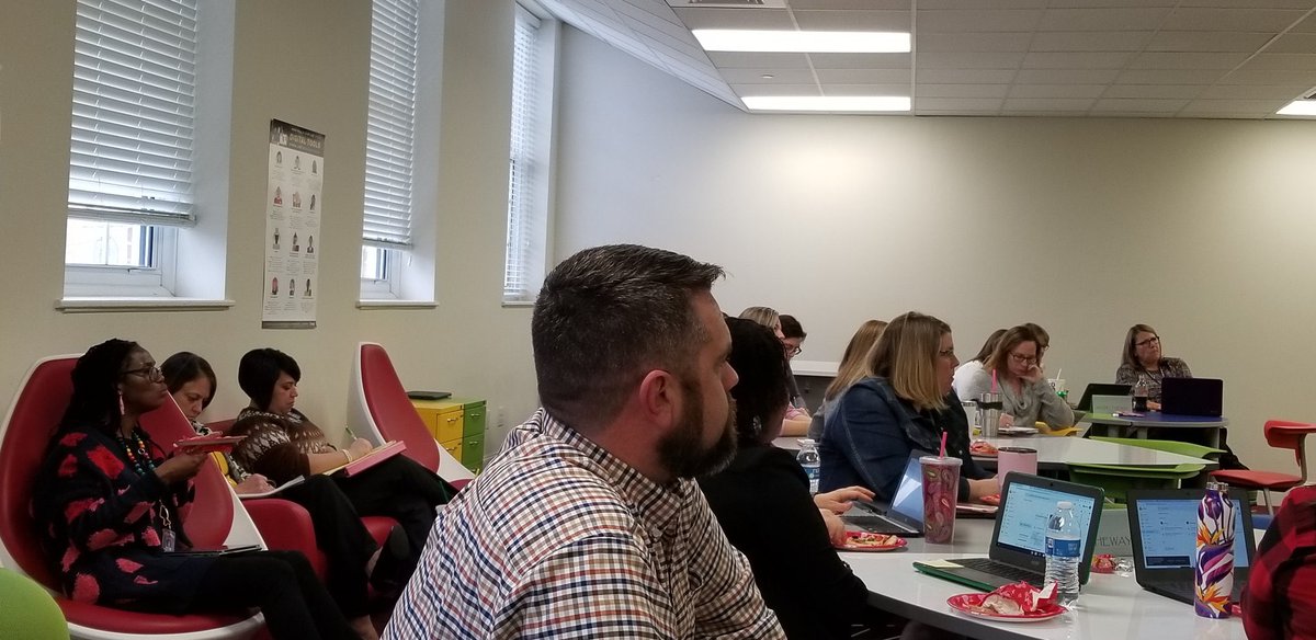 gke_wildcats's tweet photo. Tonight our Principal Mr. Yarborough and our Assistant Principal Ms. Holland presented to a group of aspiring school administrators about their leadership journey at GKE. #GKECATS https://t.co/MilDxKpshY