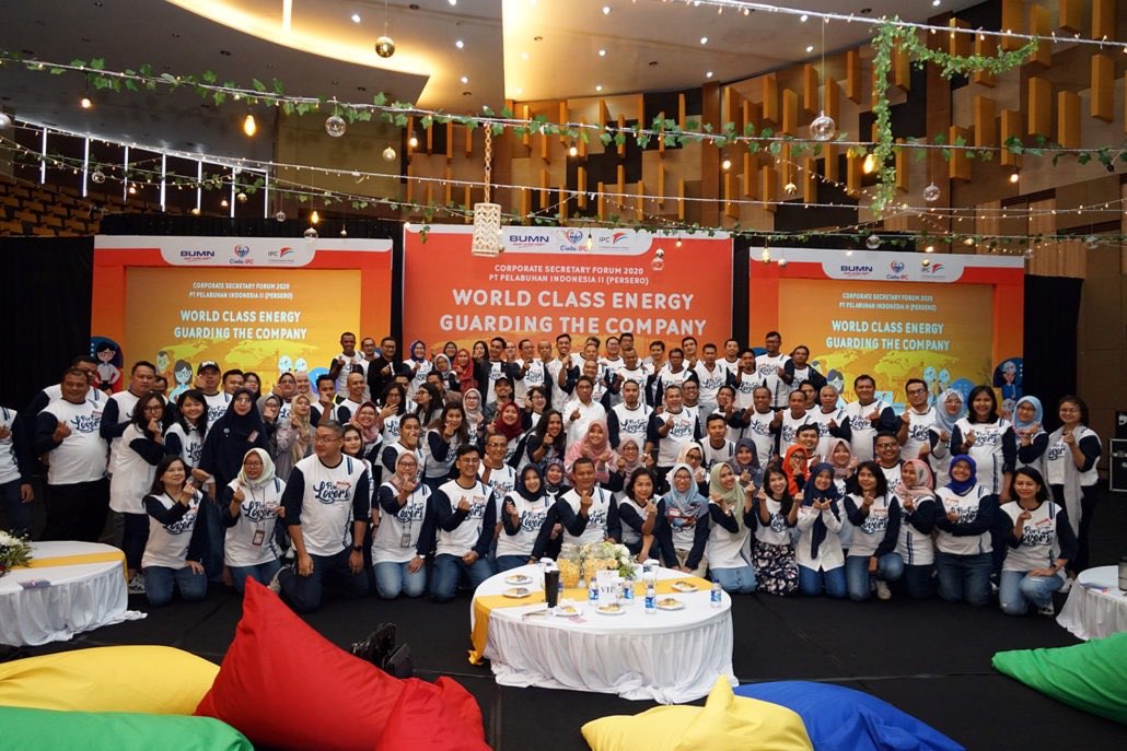 pt_pmli's tweet photo. Corporate Secretary Forum IPC Group Tahun 2020 "World Class Energy Guarding The Company"
Telah dilaksanakan pada tanggal 6-7 Februari 2020 di Gedung Pendulum Nusantara Hall, IPC Corporate University, Ciawi
#pmli #ipcgroup #ipc #cintaipc #pmlicantik #corporate #secretary #forum https://t.co/Gf7qNu6yQP