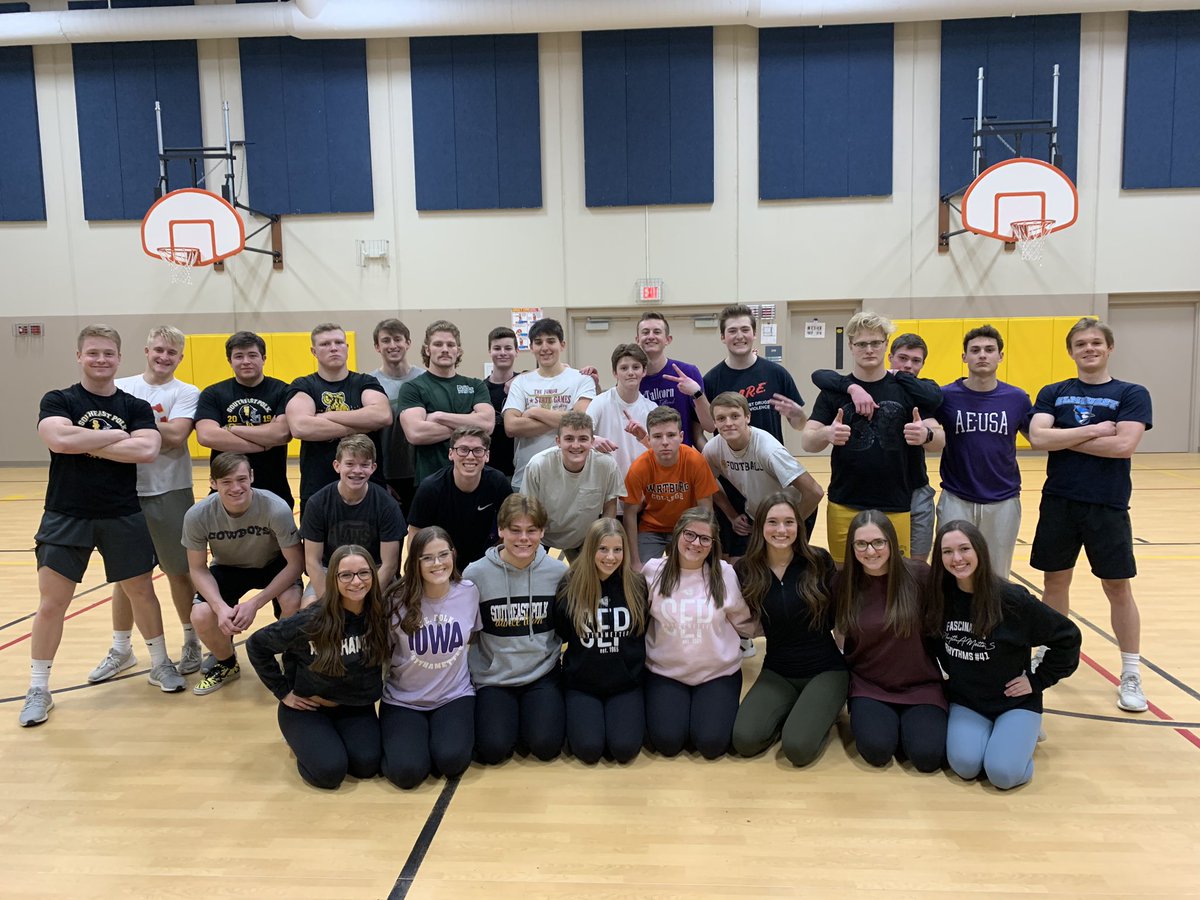 Come out tomorrow night to watch your SEP girls and boys basketball teams play Johnston! The RhythAMettes will be performing their Elite Jazz dance followed by the RhythAMen at girls halftime! You won’t wanna miss it!!😎😎