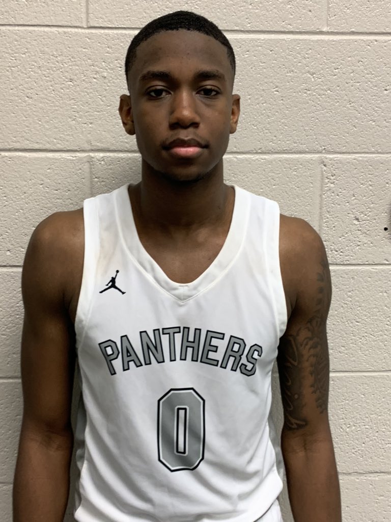 HereGoJayAgain's tweet photo. 38 points from 2021 guard Jamari Mann. When he’s on, HE’S ON. Junior prospect thats coming along very nicely alongside Terence Harcum Jr. in the @GCHS_Hoops backcourt @jhoops0 https://t.co/2ywLeRvvfd