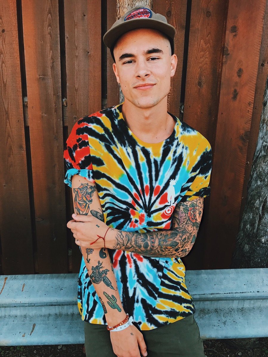 New haircut, same asshole.