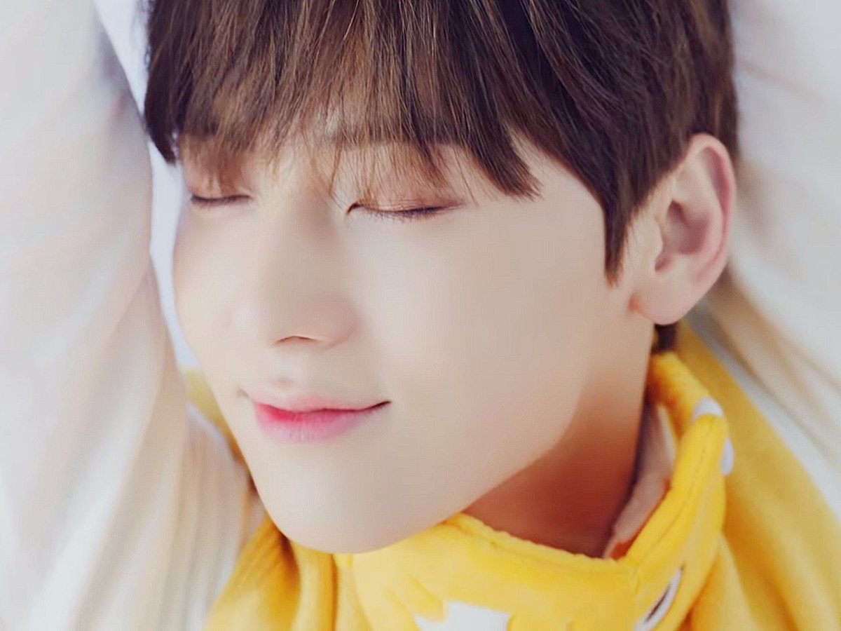 climax950809's tweet photo. 왕아기👶👶💛💛 https://t.co/w5cr9uZGSN
