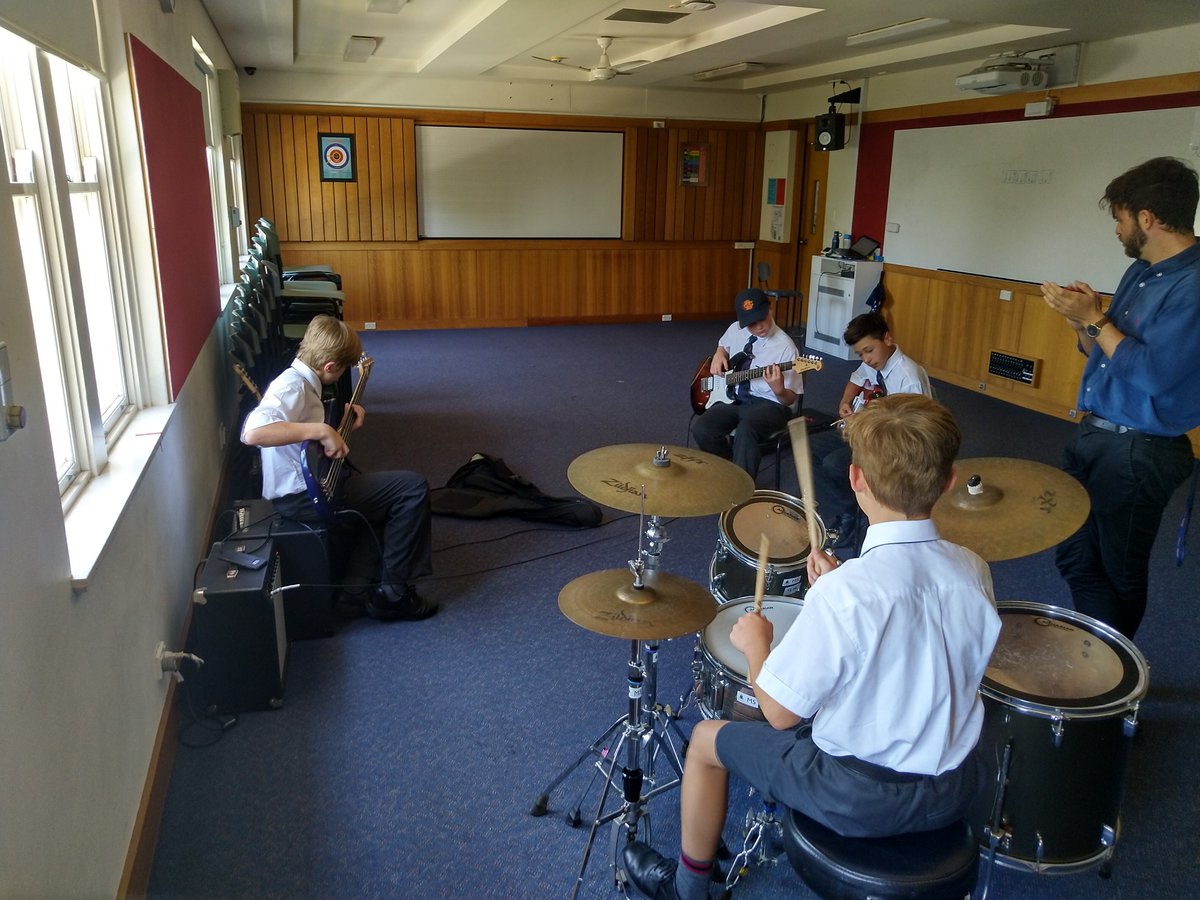 YEAR 7 // Our new Year 7 rock band has started jamming at lunch time 🎶🎼🎸

If you are interested in joining the rock band, please contact Ms Moxon in the Music Centre. 

#WeAreBarker