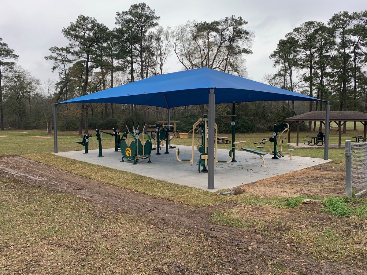 BeachbumSaddler's tweet photo. Harris County Precinct 2 Parks and Recreation Department added new fitness equipment to Riley Chambers Park in Barrett!! #AdrianGarcia #harriscountypct2 https://t.co/R5Y1PbPZ1F