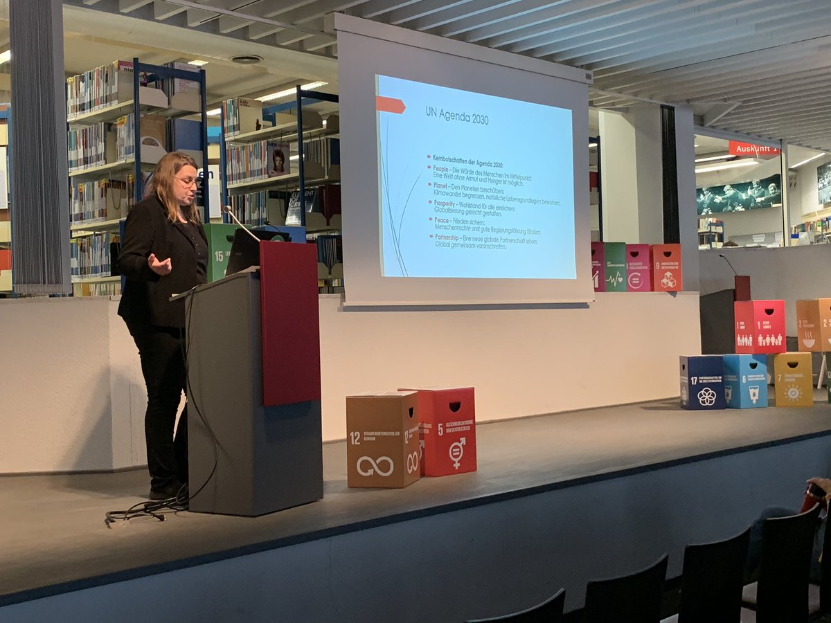 stadtbueduedorf's tweet photo. Nicht nur das #KAP1Labor behandelt das Thema #Nachhaltigkeit mit vielen Veranstaltungen für Euch - auch unsere Kolleg*innen beschäftigen sich heute mit Janette Wagner und Andrea Kaufman vom  @NetzGrueneBib mit dem Thema „Green Library - Nachhaltige Bibliothek.“ #greenlibrary https://t.co/MeMH8klJd8
