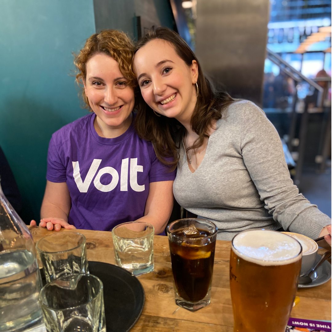 UkVolt's tweet photo. Had a great time restarting our team in #Cambridge. We've also received some really positive responses to our little campaign tour.
People in #Cambridge still believe in #Europe. 🇪🇺

@cambridge_stays #Volt #VoteVolt #VoltUK #Remain @alex_haida https://t.co/NA5hlJJ4TP