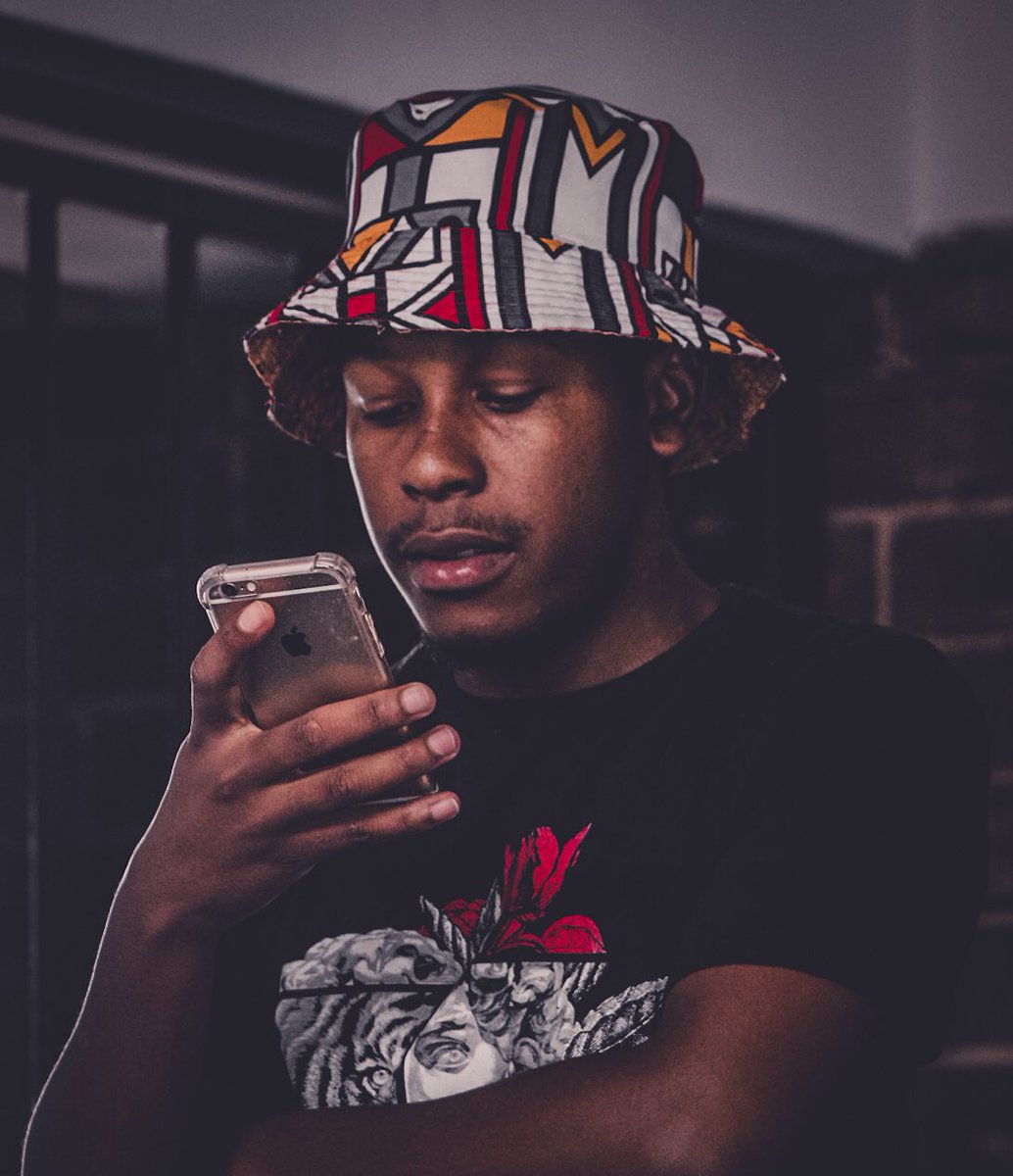 SLUMKIDD_G6's tweet photo. That piff drops tomorrow, 🙆🏾‍♂️😭 #Tolo https://t.co/0Ycsbck5tp