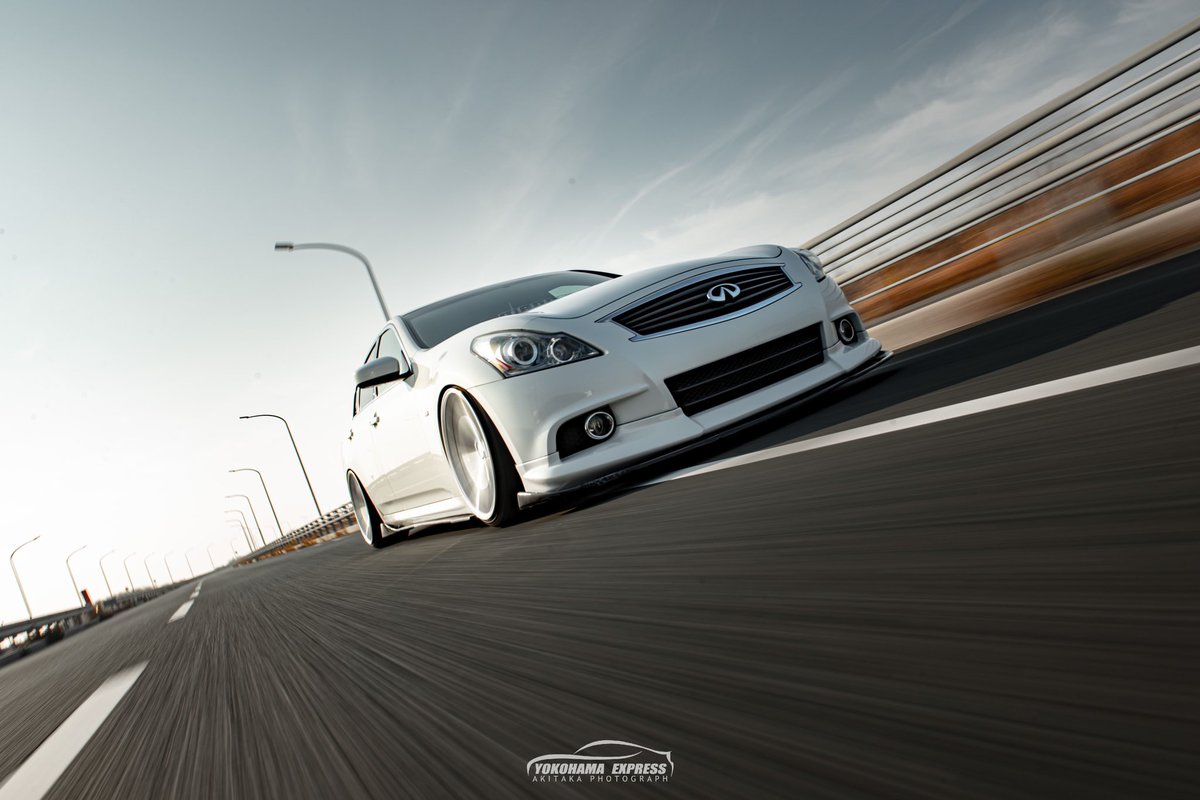 あきたか Yokohama Express V36 Sedan Rolling