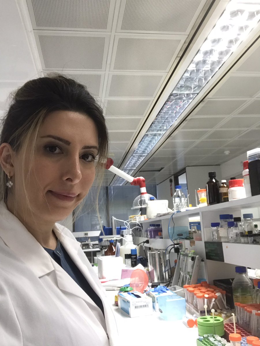 Today I am synthesising a cell penetrating peptide which can carry drugs into motor nerve cells to, in this case, fight Spinal Muscle Atrophy (SMA).

#smashSMA 
#SuperstarsofSTEM #science4all #February11 
 @Scienceau @WomenScienceDay @TheFlorey @Florey_postdoc @FightMND