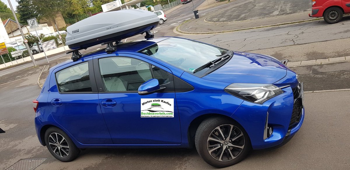 Dachboxverleih.com on X: #toyota #yaris #auris mit #dachbox und