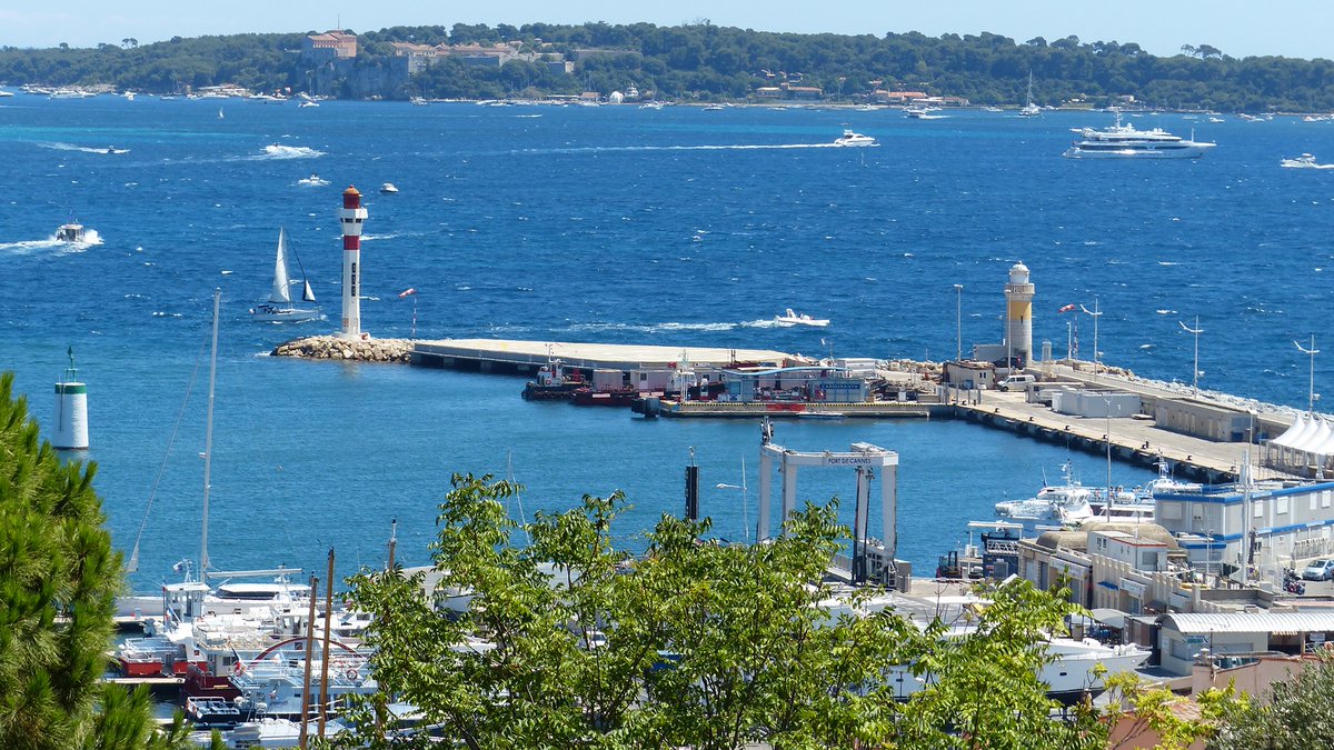 photos_objectif's tweet photo. Le vieux port de Cannes
#cannestourism #Cannes #CotedAzurFrance #AlpesMaritimes #PACA #CannesSoleil #vieuxportdecannes
@villecannes @VisitCotedazur @CACPLOfficiel @CannesIsYours @laroutedesgolfs @quaisaintpierre #Dept06 #Cannesisyours #regionsud #cotedazur #Méditerranée #sea https://t.co/Z04Rd8zzlR