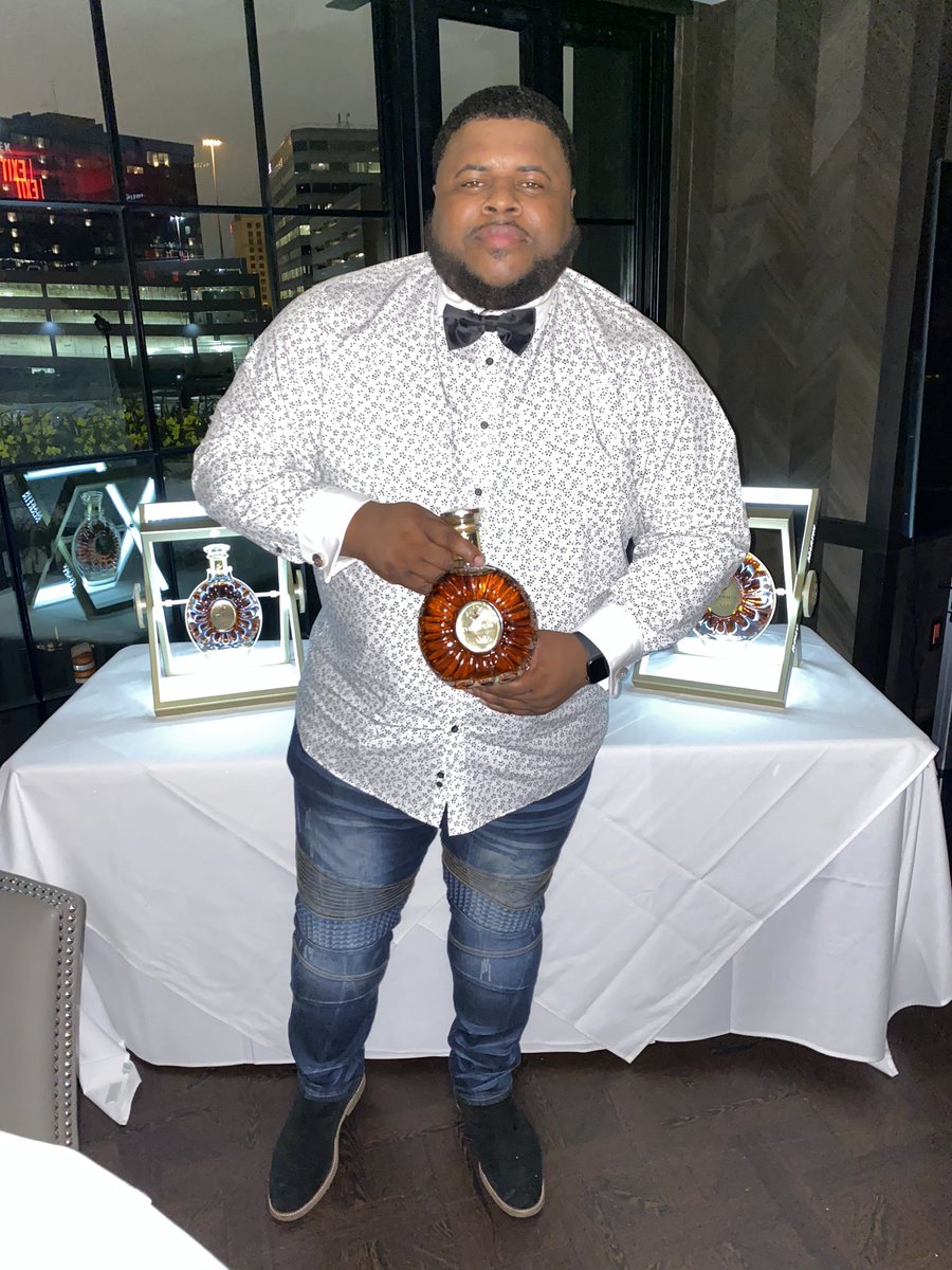 APLUSTHEDJ's tweet photo. It is my pleasure to announce that I am now the official DJ for Remy Martin XO in the city of Houston! Special thanks to @xoxocaylo and @bkdoyle for all you’ve done and continue to do! Remy Martin XO x DJ A-Plus #173A https://t.co/E1AHdRKsHA
