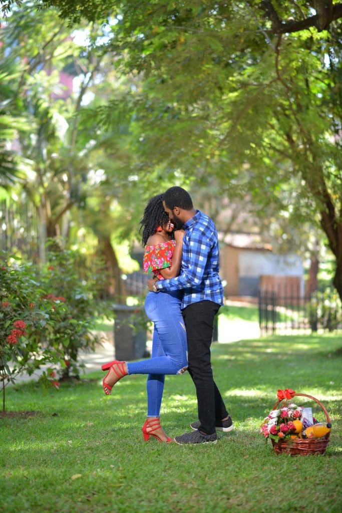 Rosecab_flower's tweet photo. Let's celebrate love... Give love and mean it this valentine's day.
💖🌺 🌹 🌸 🌷 💐 🌼 🌻 🌷 🥀💖
Contact us on 0784739326 for all your floral needs... https://t.co/60Dttoawr2