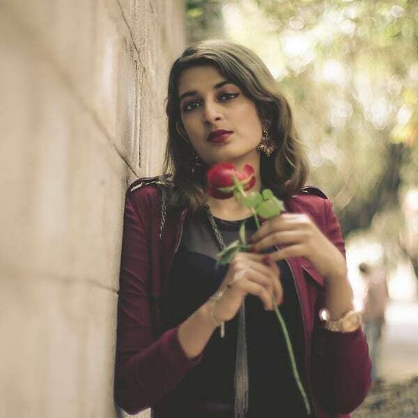 sartorialtweets's tweet image. A woman who knows what she brings to the table, isn't afraid to eat alone.
.
.
.
#sartorialsecrets #valentines_day #editorialphoto #editorialshooting #lookbookstore #fashioneditorial #valentinesdayoutfit #roseseason #moody_moments #nakidmag #editorialsty… instagram.com/p/B8asigDhKJD/