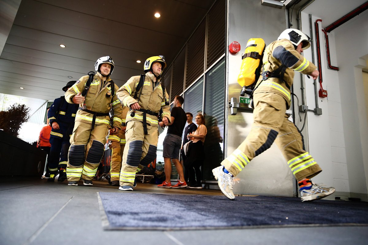 Our next stair climb will be the Blue Light Stair Run on May 9th, exclusively for our emergency services to compete and raise money for related charities!!
.
#BlueLightStairRun #charitytuesday 
bit.ly/BLSR2020