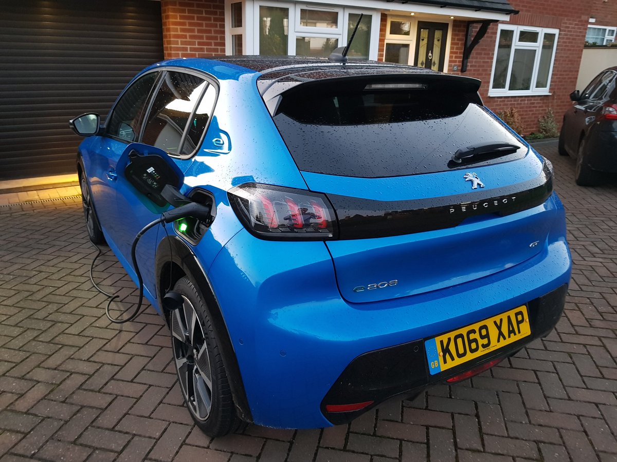DavidPeel's tweet photo. All charged up and ready to go to Kent to visit our Peugeot retailers! 300 miles ahead today in our fabulous all new e-208 #peugeot208 #peugeotuk #unboringthefuture #motorline https://t.co/DWew1AhlcY
