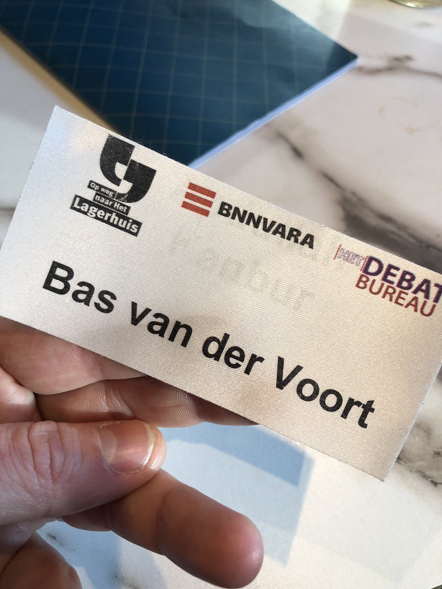 Vorige week mocht ik jureren bij ‘Op weg naar Het Lagerhuis’, in de provincie Noord-Brabant. Brabantse middelbare scholen gingen met elkaar deze debatcompetitie aan. Erg leuk om te doen, maar ook leerzaam. Opnieuw bevestigd: jongeren hebben goede ideeën, politiek doe er wat mee!
