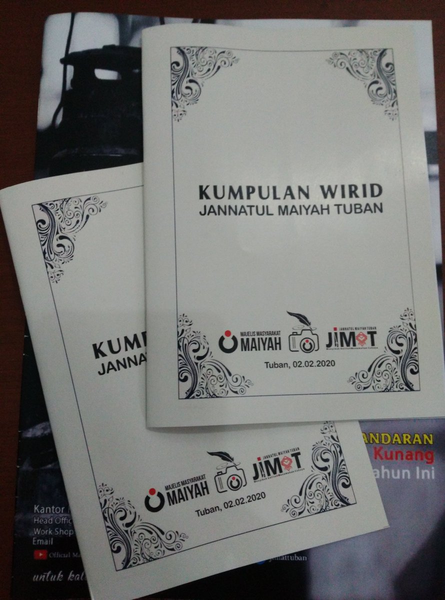 JimatTuban's tweet photo. Kitab kumpulan dari wirid maiyah ini, bisa didapatkan pada setiap rutinan simpul maiyah Jimat setiap bulan nya, bersamaan dengan Buletin jimat.
#JTFeb https://t.co/XhOSlXMuPX