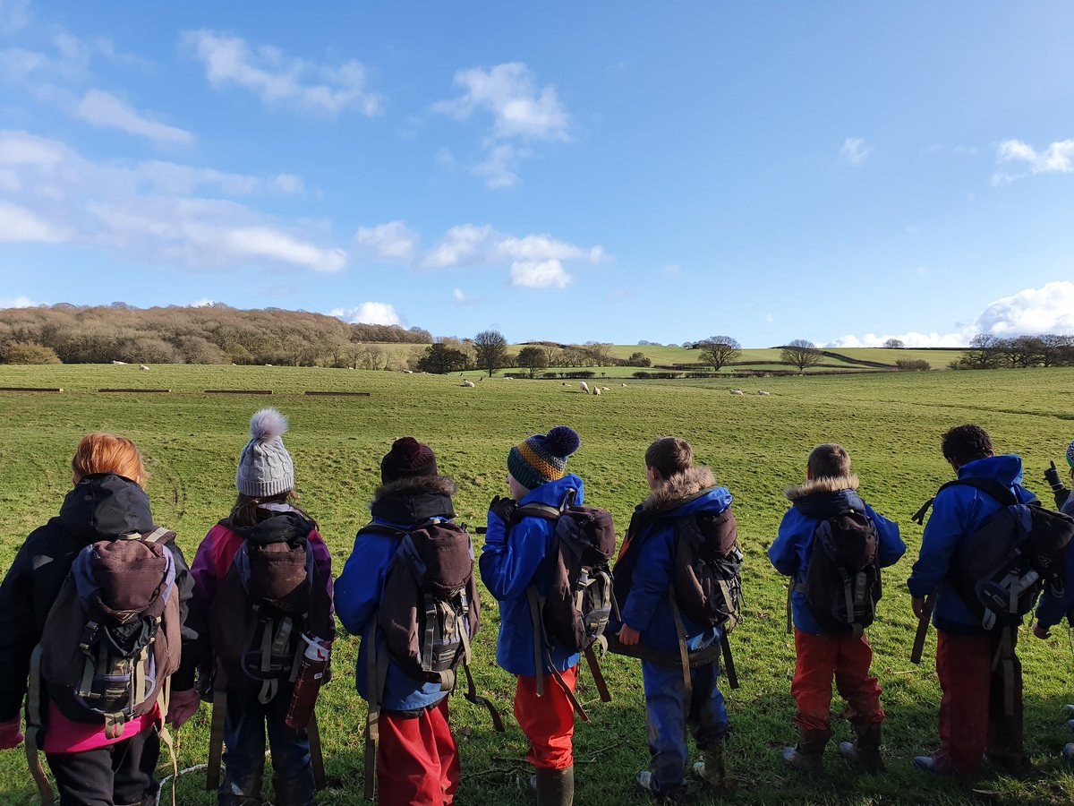 TickfordPark's tweet photo. After a busy morning, Turquoise embarked on their long walk back to base! We tackled LOTS of mud, high winds, climbed over fences and even met some sheepπͺππͺ #TPturquoise #TPatEverdon https://t.co/7QwDJm9gaK